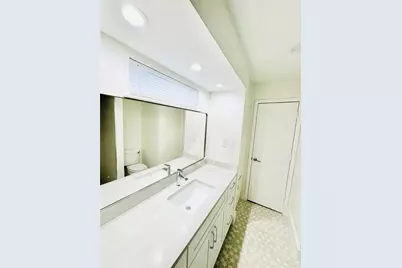 8406 Foxwood Lane, Dallas, TX 75217 - Photo 12