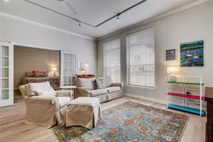 2305 Worthington St, Dallas, TX 75204 - Photo 12