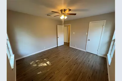 1409 N Highland Avenue, Sherman, TX 75092 - Photo 12