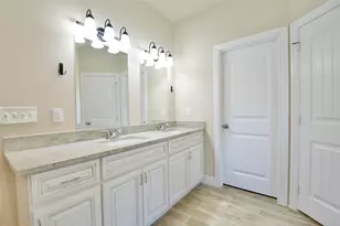 109 Westwood Dr W, Trinity, TX 75862 - Photo 16