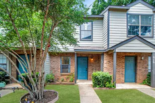 618 W Collins St, Denton, TX 76201 - Photo 22