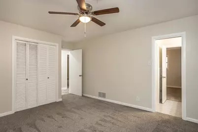 402 Melody Lane, Gainesville, TX 76240 - Photo 24