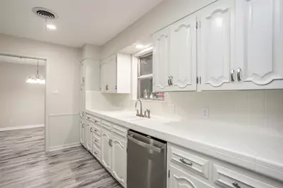 402 Melody Lane, Gainesville, TX 76240 - Photo 10