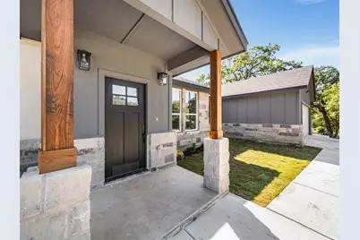 431 Oakhill Drive, Denton, TX 76201 - Photo 2