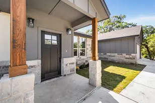 431 Oakhill Dr, Denton, TX 76201 - Photo 2