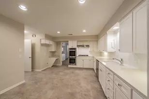 5116 Lovell Ave, Fort Worth, TX 76107 - Photo 8