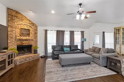 5965 Feather Wind Way, Fort Worth, TX 76135 - Photo 10