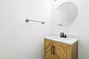 1800 Hyde Park Ct, Flower Mound, TX 75028 - Photo 22