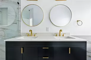 1800 Hyde Park Ct, Flower Mound, TX 75028 - Photo 20