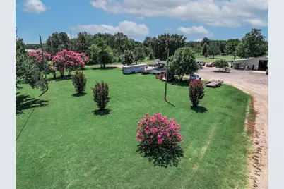 5608 Hwy 82, Blossom, TX 75416 - Photo 4
