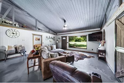 5608 Hwy 82, Blossom, TX 75416 - Photo 14
