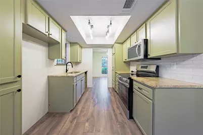 205 Cedarwood Drive, Enchanted Oaks, TX 75156 - Photo 12