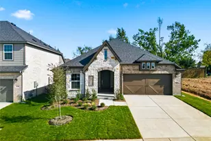 2512 Brandi Ln, Corinth, TX 76210 - Photo 2