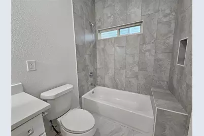 808 W 10th Street, Dallas, TX 75208 - Photo 12