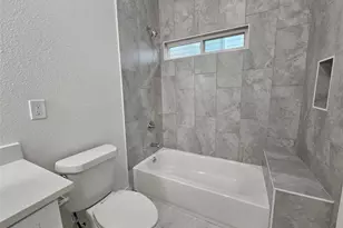 808 W 10th St, Dallas, TX 75208 - Photo 12