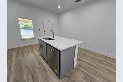 808 W 10th Street, Dallas, TX 75208 - Photo 6