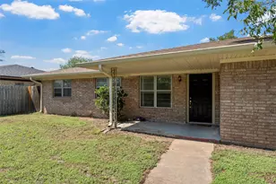 409 Delview Dr, Lacy Lakeview, TX 76705 - Photo 22
