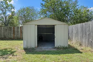 409 Delview Dr, Lacy Lakeview, TX 76705 - Photo 20