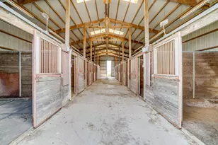 2101 Alsdorf Rd, Ennis, TX 75119 - Photo 40