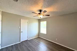 219 Fry St, Denton, TX 76201 - Photo 8