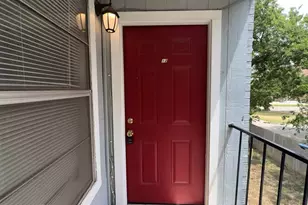 219 Fry St, Denton, TX 76201 - Photo 4