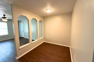 219 Fry St, Denton, TX 76201 - Photo 6
