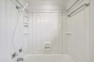 11114 Quail Run St, Dallas, TX 75238 - Photo 16