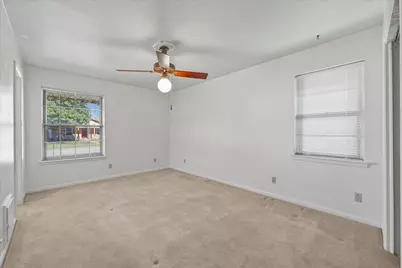 11114 Quail Run Street, Dallas, TX 75238 - Photo 14