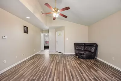 19491 E Market, Mabank, TX 75147 - Photo 6