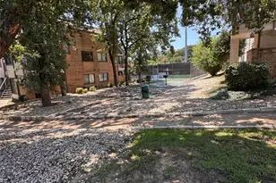 2305 Basil Dr, Arlington, TX 76006 - Photo 30