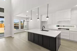 13709 Riola Dr, Little Elm, TX 75068 - Photo 4