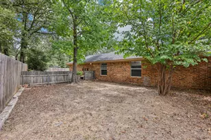 1033 Oak Ridge Dr, Azle, TX 76020 - Photo 26