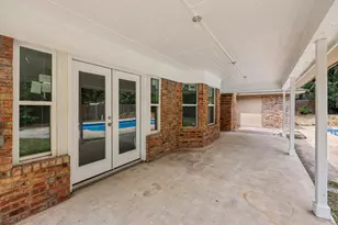 1033 Oak Ridge Dr, Azle, TX 76020 - Photo 24