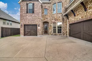 794 Featherstone Dr, Rockwall, TX 75087 - Photo 2