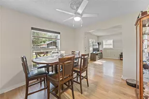 2628 Daisy Ln, Fort Worth, TX 76111 - Photo 6