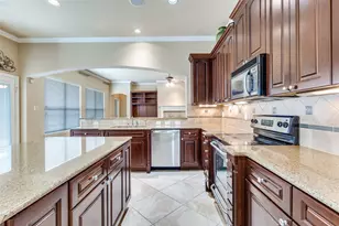 11029 Owl Creek Dr, Fort Worth, TX 76179 - Photo 8