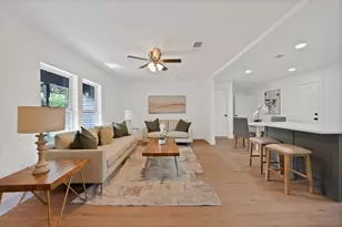 552 Norwood Dr, Hurst, TX 76053 - Photo 6