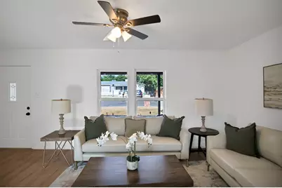 552 Norwood Drive, Hurst, TX 76053 - Photo 10