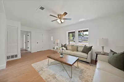 552 Norwood Drive, Hurst, TX 76053 - Photo 10