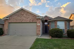 624 Caravan Dr, Fort Worth, TX 76131 - Photo 1