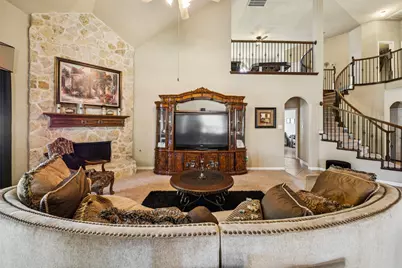 606 Montclaire Drive, Mansfield, TX 76063 - Photo 10