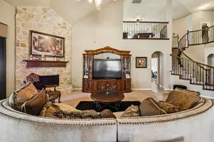 606 Montclaire Dr, Mansfield, TX 76063 - Photo 10