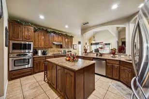 606 Montclaire Dr, Mansfield, TX 76063 - Photo 14