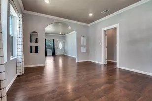 2420 N Beaton St, Corsicana, TX 75110 - Photo 4