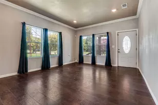 2420 N Beaton St, Corsicana, TX 75110 - Photo 8