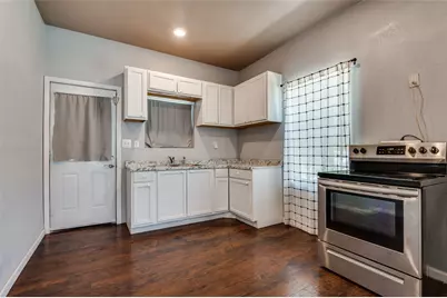 2420 N Beaton Street, Corsicana, TX 75110 - Photo 14