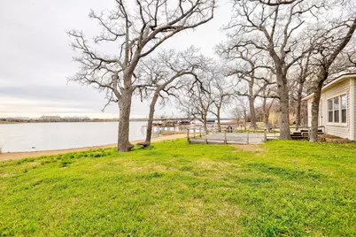 7201 Plover Circle, Fort Worth, TX 76135 - Photo 20