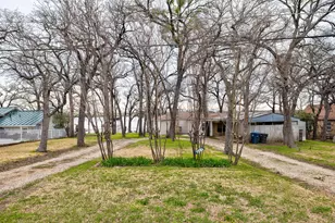 7201 Plover Cir, Fort Worth, TX 76135 - Photo 22