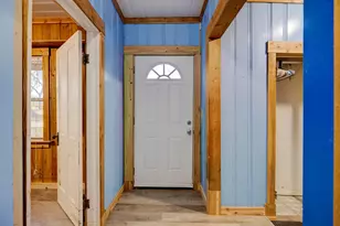 7201 Plover Cir, Fort Worth, TX 76135 - Photo 2