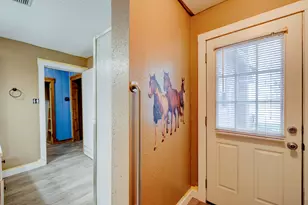 7201 Plover Cir, Fort Worth, TX 76135 - Photo 10